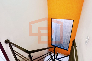 Sobrado &agrave; venda - 165m&sup2; - Jardim dos Pass&aacute;ros