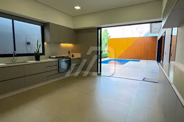 Casa &agrave; venda - 432m&sup2; - Parque Residencial Interlagos