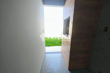Casa &agrave; venda - 50m&sup2; - Esmeralda