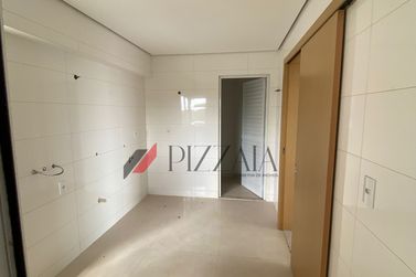Apartamento &agrave; venda - 180m&sup2; - Zona III