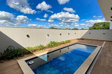 Casa &agrave; venda - 229m&sup2; - Condom&iacute;nio Central Park
