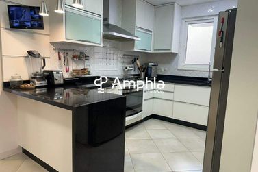 Casa &agrave; venda - 355m&sup2; - Centro