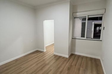 Casa &agrave; venda - 145m&sup2; - Jardim  Porto Seguro