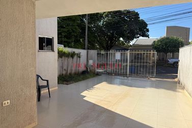 Casa &agrave; venda - 100m&sup2; - ZONA IV
