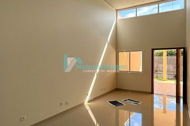Casa &agrave; venda - 270m&sup2; - Jardim Lisboa