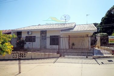 Casa &agrave; venda - 130m&sup2; - Zona 3