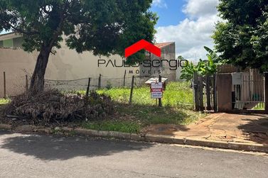 Terreno &agrave; venda - 248m&sup2; - Jardim San Rafael