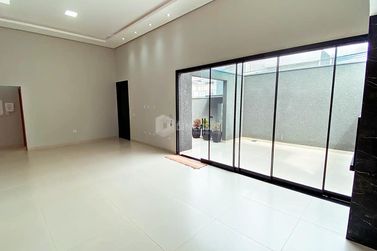 Casa &agrave; venda - 130m&sup2; - Jardim Santa Clara