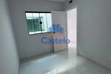 Casa &agrave; venda - 97m&sup2; - JARDIM PORTUGU&Ecirc;S