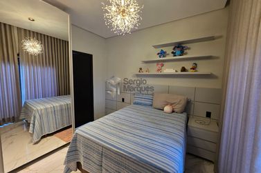 Casa &agrave; venda - 273m&sup2; - Condom&iacute;nio Royal Garden