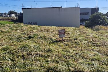 Terreno &agrave; venda - 205m&sup2; - JARDIM AEROPORTO II
