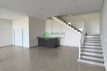 Sal&atilde;o Comercial para alugar - 180m&sup2; - Parque Colina Verde