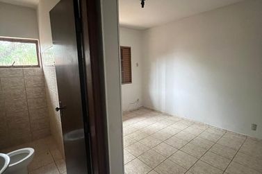 Casa para alugar - 80m&sup2; - Jardim Imperial I
