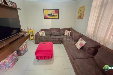 Sobrado &agrave; venda - 490m&sup2; - Jardim Global