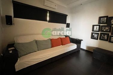 Casa &agrave; venda - 688m&sup2; - -