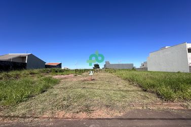 Terreno &agrave; venda - 180m&sup2; - Parque Firenze