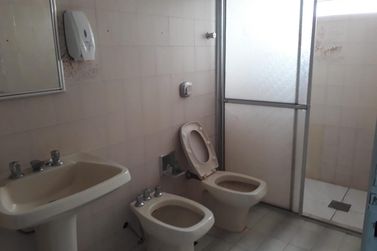 Casa &agrave; venda - 244m&sup2; - Zona I