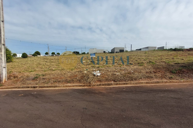 Terreno &agrave; venda - 384m&sup2; - Parque Residencial Onix