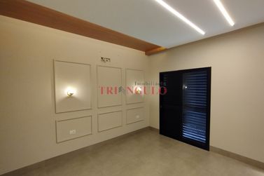 Casa &agrave; venda - 135m&sup2; - PARQUE RESIDENCIAL INTERLAGOS II