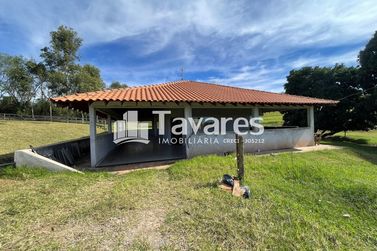 S&iacute;tio &agrave; venda - 167000m&sup2; - Centro