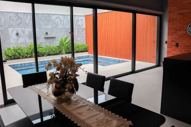 Casa &agrave; venda - 420m&sup2; - Condom&iacute;nio Europark