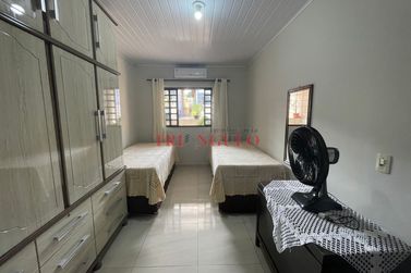 Casa &agrave; venda - 177m&sup2; - JARDIM PETROPOLIS