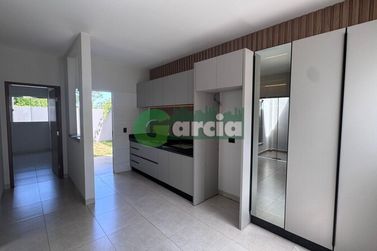 Casa &agrave; venda - 60m&sup2; - JARD. SANTA C&Eacute;CILIA