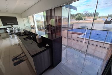Casa &agrave; venda - 257m&sup2; - Condom&iacute;nio Porto Camargo