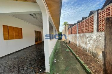 Casa &agrave; venda - 490m&sup2; - Zona VII