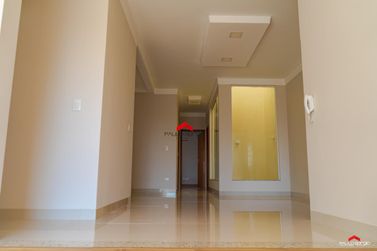 Casa &agrave; venda - 185m&sup2; - Zona Armaz&eacute;m