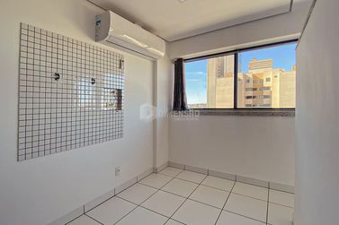 Apartamento &agrave; venda - 71m&sup2; - Zona III