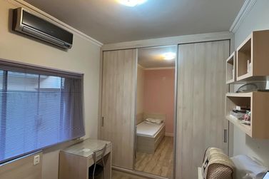 Casa &agrave; venda - 345m&sup2; - Jardim Tamoio