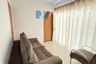 Ch&aacute;cara &agrave; venda - 2800m&sup2; - Zona Rural