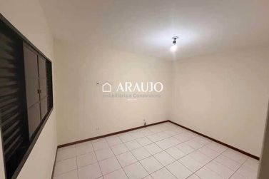 Casa &agrave; venda - 133m&sup2; - Jardim Los Angeles