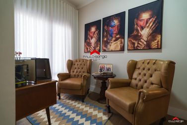 Sobrado &agrave; venda - 305m&sup2; - Zona VII