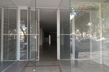 Sal&atilde;o Comercial para alugar - 245m&sup2; - Centro