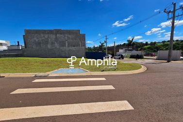 Terreno &agrave; venda - 270m&sup2; - Cancelli