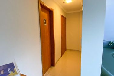 Sala Comercial &agrave; venda - 241m&sup2; - Zona I