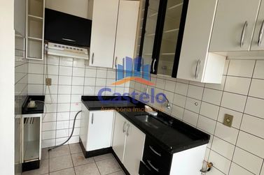 Apartamento para alugar - 55m&sup2; - ZONA II