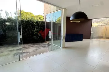 Casa &agrave; venda - Zona II