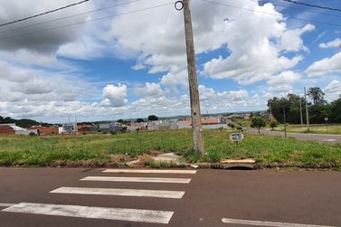 Sala Comercial &agrave; venda - 1800m&sup2; - Parque Jap&atilde;o