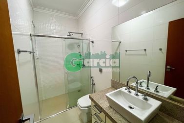 Casa &agrave; venda - 217m&sup2; - Residencial Portal das &Aacute;guas