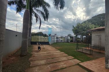 Ch&aacute;cara &agrave; venda - Zona I-A