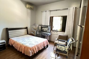 Casa &agrave; venda - 525m&sup2; - Avenida Rio Grande do Norte