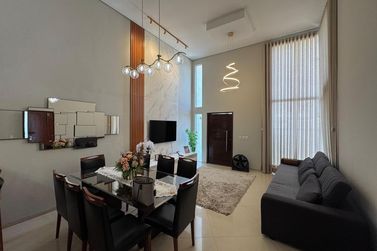 Casa &agrave; venda - 240m&sup2; - Jardim Europa