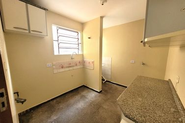 Apartamento para alugar - 59m&sup2; - Zona III