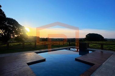 Ch&aacute;cara &agrave; venda - 20000m&sup2; - &Aacute;rea Rural