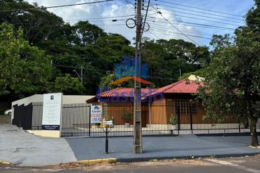 Casa para alugar - 130m&sup2; - ZONA I-A