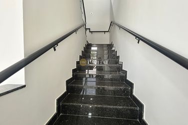 Sal&atilde;o Comercial para alugar - 420m&sup2; - Zona III