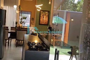 Casa &agrave; venda - 177m&sup2; - Parque Residencial Interlagos II